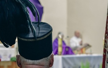 Odsłonięcie tablicy upamiętniającej ofiary Tragedii G&oacute;rnośląskiej w Marklowicach 3