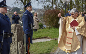 Upamiętnienie funkcjonariuszy Policji Państwowej oraz Policji Wojew&oacute;dztwa Śląskiego pochodzących z Marklowic 13