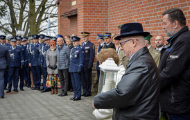 Upamiętnienie funkcjonariuszy Policji Państwowej oraz Policji Wojew&oacute;dztwa Śląskiego pochodzących z Marklowic 29