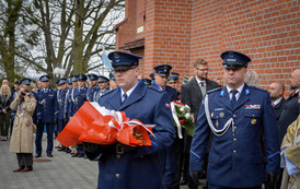 Upamiętnienie funkcjonariuszy Policji Państwowej oraz Policji Wojew&oacute;dztwa Śląskiego pochodzących z Marklowic 33